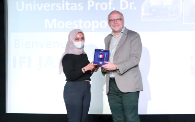 Diplomasi Budaya sebagai Soft Power: Mahasiswa HI Moestopo Pelajari Pengaruh Global Prancis